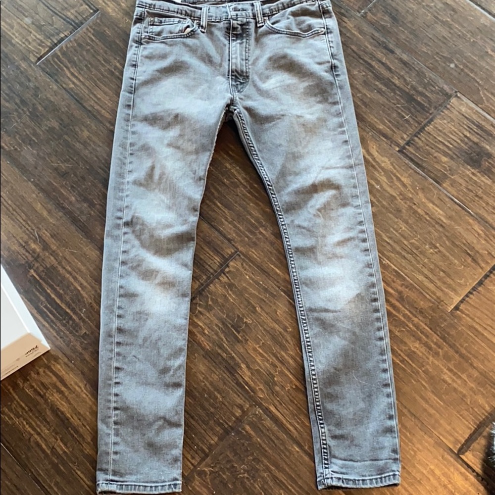 Black Levi men’s jeans. size W 33 L 32